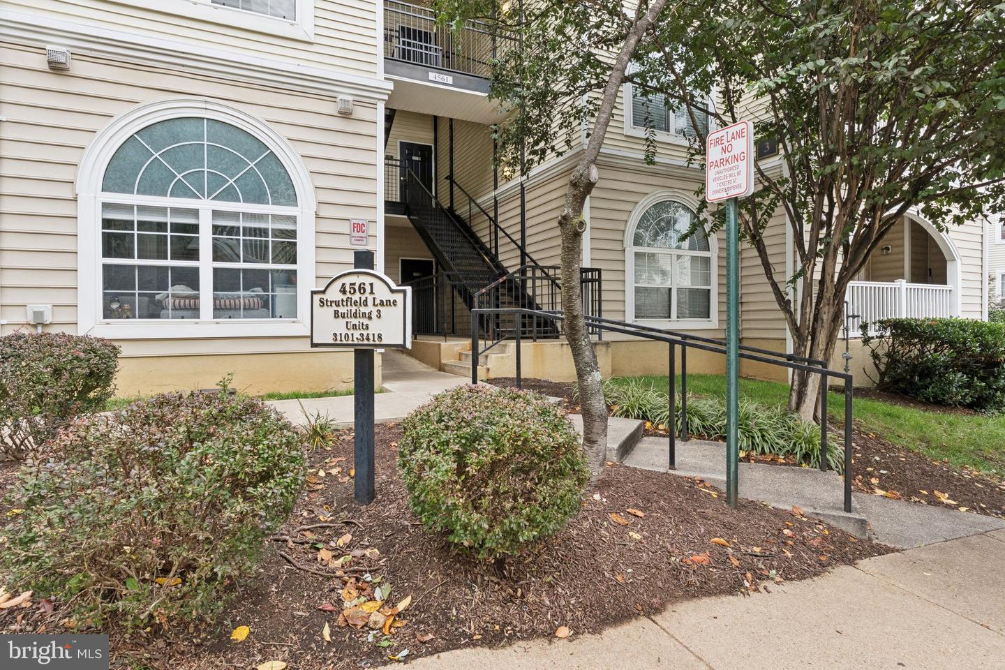 4561 STRUTFIELD LN #3305, ALEXANDRIA, Virginia 22311, 2 Bedrooms Bedrooms, ,1 BathroomBathrooms,Residential,For sale,4561 STRUTFIELD LN #3305,VAAX2050840 MLS # VAAX2050840