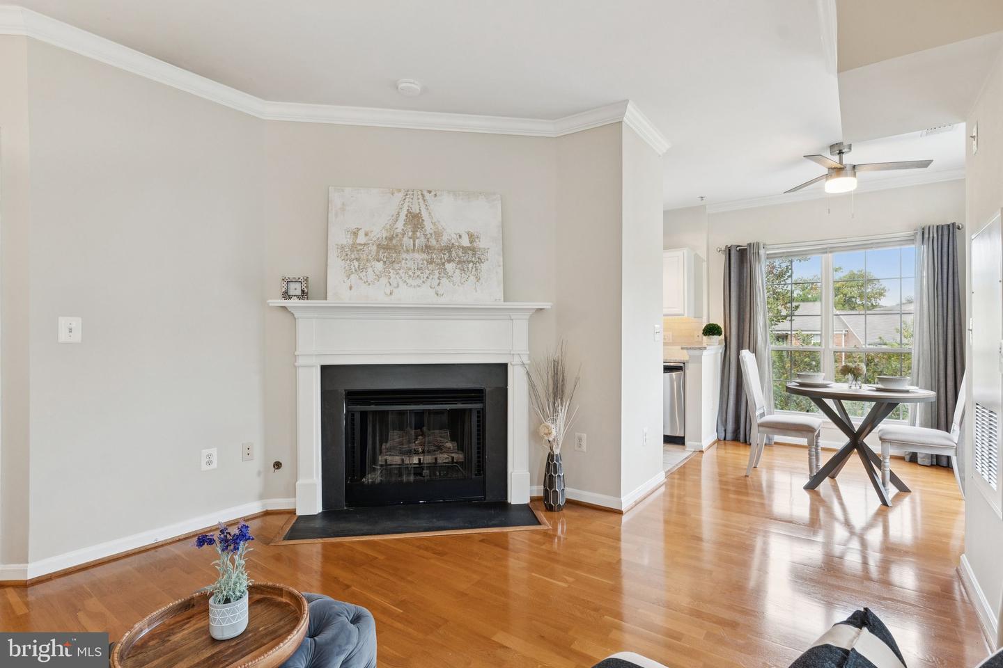 4561 STRUTFIELD LN #3305, ALEXANDRIA, Virginia 22311, 2 Bedrooms Bedrooms, ,1 BathroomBathrooms,Residential,For sale,4561 STRUTFIELD LN #3305,VAAX2050840 MLS # VAAX2050840