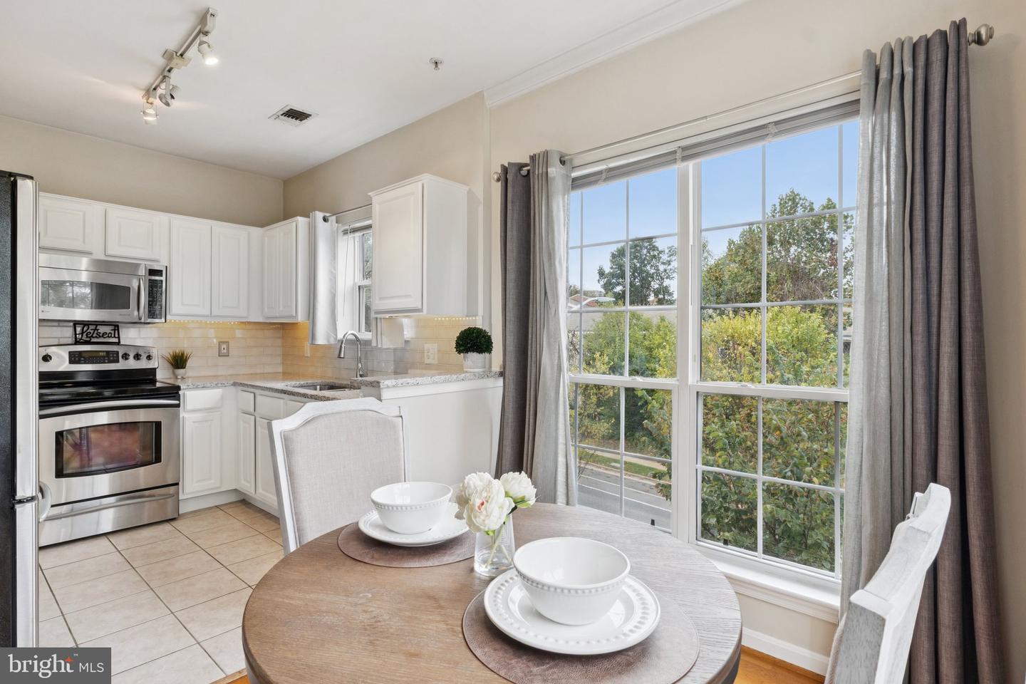 4561 STRUTFIELD LN #3305, ALEXANDRIA, Virginia 22311, 2 Bedrooms Bedrooms, ,1 BathroomBathrooms,Residential,For sale,4561 STRUTFIELD LN #3305,VAAX2050840 MLS # VAAX2050840