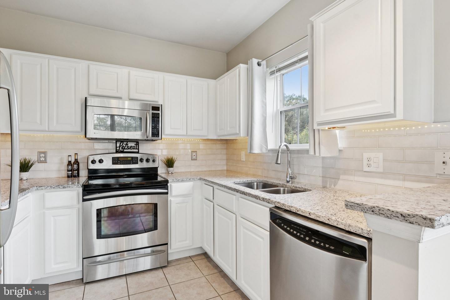 4561 STRUTFIELD LN #3305, ALEXANDRIA, Virginia 22311, 2 Bedrooms Bedrooms, ,1 BathroomBathrooms,Residential,For sale,4561 STRUTFIELD LN #3305,VAAX2050840 MLS # VAAX2050840