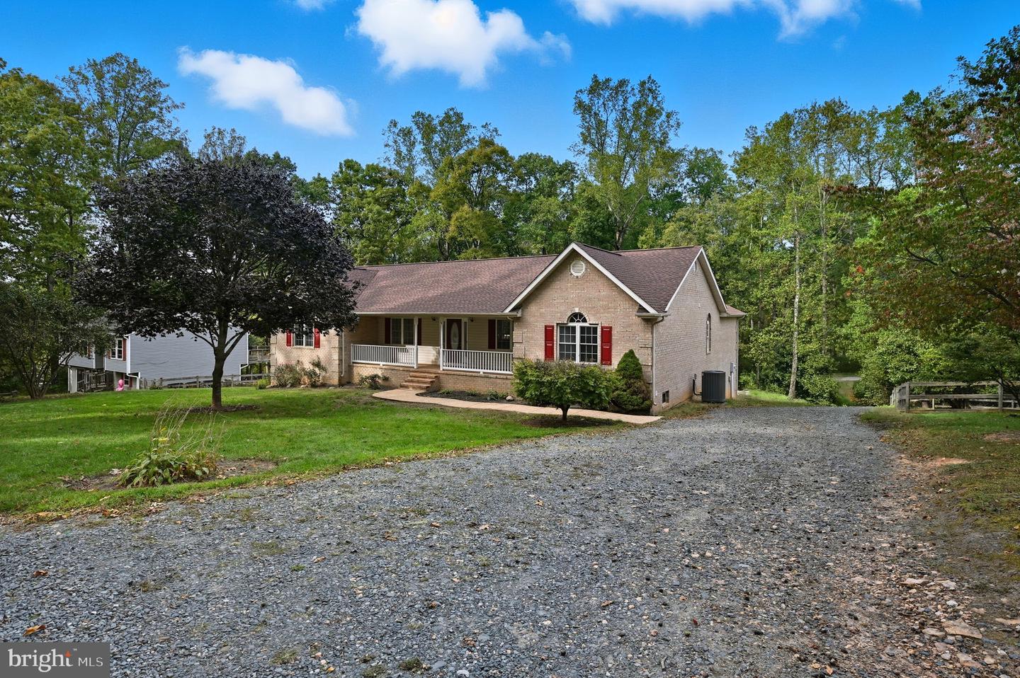 14 RYLAND RD, STAFFORD, Virginia 22556, 2 Bedrooms Bedrooms, 5 Rooms Rooms,3 BathroomsBathrooms,Residential,For sale,14 RYLAND RD,VAST2043492 MLS # VAST2043492