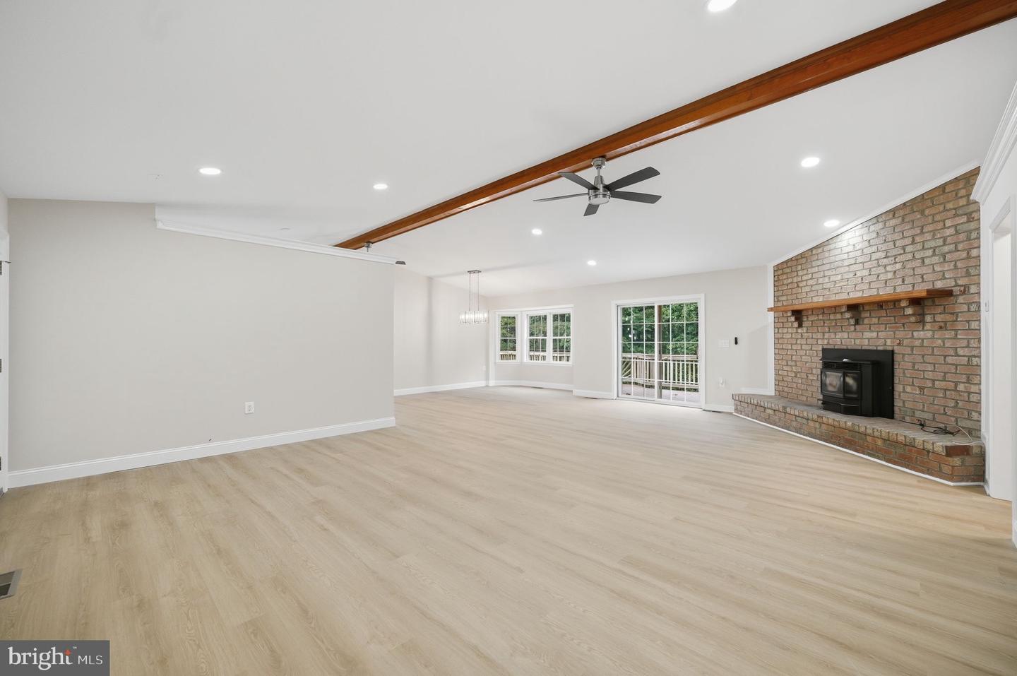 14 RYLAND RD, STAFFORD, Virginia 22556, 2 Bedrooms Bedrooms, 5 Rooms Rooms,3 BathroomsBathrooms,Residential,For sale,14 RYLAND RD,VAST2043492 MLS # VAST2043492