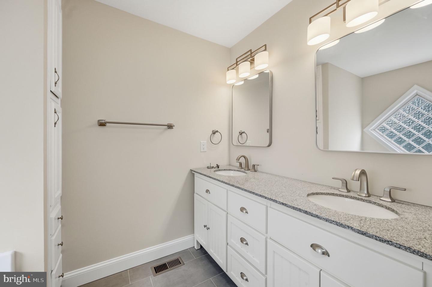 14 RYLAND RD, STAFFORD, Virginia 22556, 2 Bedrooms Bedrooms, 5 Rooms Rooms,3 BathroomsBathrooms,Residential,For sale,14 RYLAND RD,VAST2043492 MLS # VAST2043492