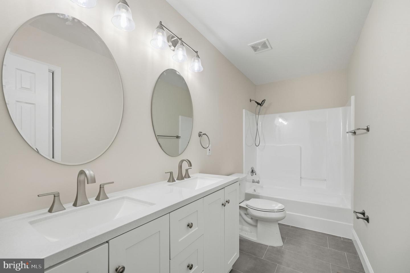14 RYLAND RD, STAFFORD, Virginia 22556, 2 Bedrooms Bedrooms, 5 Rooms Rooms,3 BathroomsBathrooms,Residential,For sale,14 RYLAND RD,VAST2043492 MLS # VAST2043492