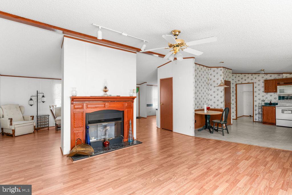325 BOWLERS RD, TAPPAHANNOCK, Virginia 22560, 3 Bedrooms Bedrooms, 5 Rooms Rooms,2 BathroomsBathrooms,Residential,For sale,325 BOWLERS RD,VAES2002062 MLS # VAES2002062