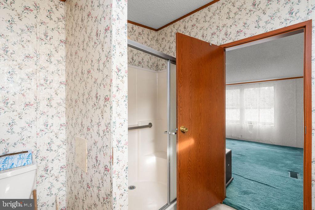 325 BOWLERS RD, TAPPAHANNOCK, Virginia 22560, 3 Bedrooms Bedrooms, 5 Rooms Rooms,2 BathroomsBathrooms,Residential,For sale,325 BOWLERS RD,VAES2002062 MLS # VAES2002062
