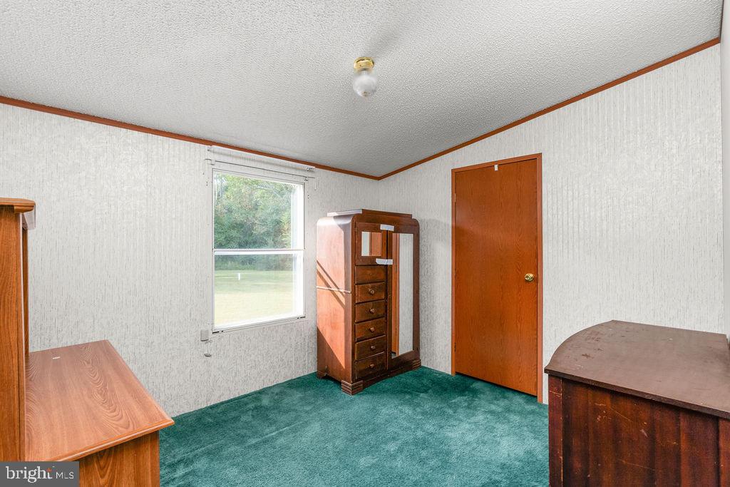 325 BOWLERS RD, TAPPAHANNOCK, Virginia 22560, 3 Bedrooms Bedrooms, 5 Rooms Rooms,2 BathroomsBathrooms,Residential,For sale,325 BOWLERS RD,VAES2002062 MLS # VAES2002062