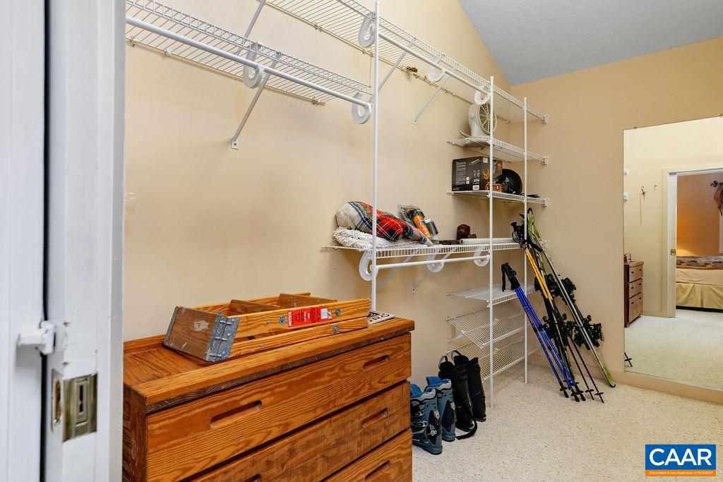 27 VEERY LN, WINTERGREEN RESORT, Virginia 22967, 4 Bedrooms Bedrooms, ,3 BathroomsBathrooms,Residential,For sale,27 VEERY LN,670058 MLS # 670058