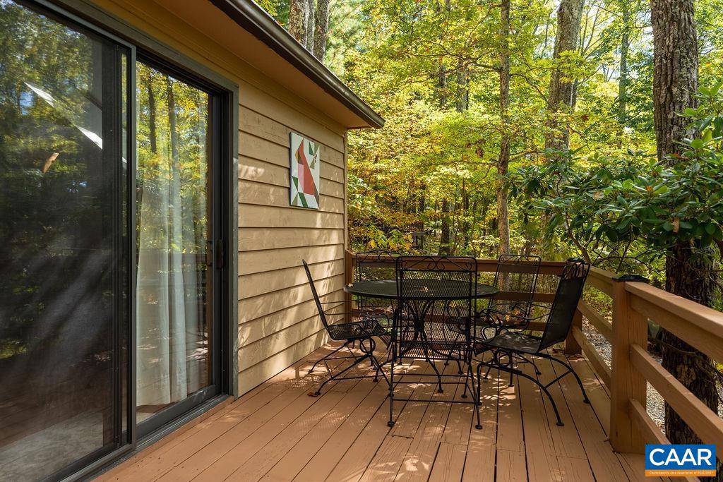 84 WEST ELKWOOD DR, WINTERGREEN RESORT, Virginia 22967, 3 Bedrooms Bedrooms, ,2 BathroomsBathrooms,Residential,For sale,84 WEST ELKWOOD DR,670066 MLS # 670066