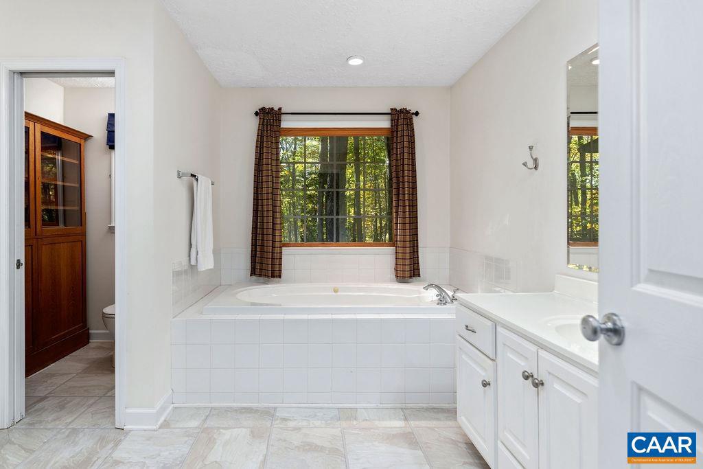12 POWDERHORN LN, WINTERGREEN RESORT, Virginia 22967, 4 Bedrooms Bedrooms, ,3 BathroomsBathrooms,Residential,For sale,12 POWDERHORN LN,670067 MLS # 670067