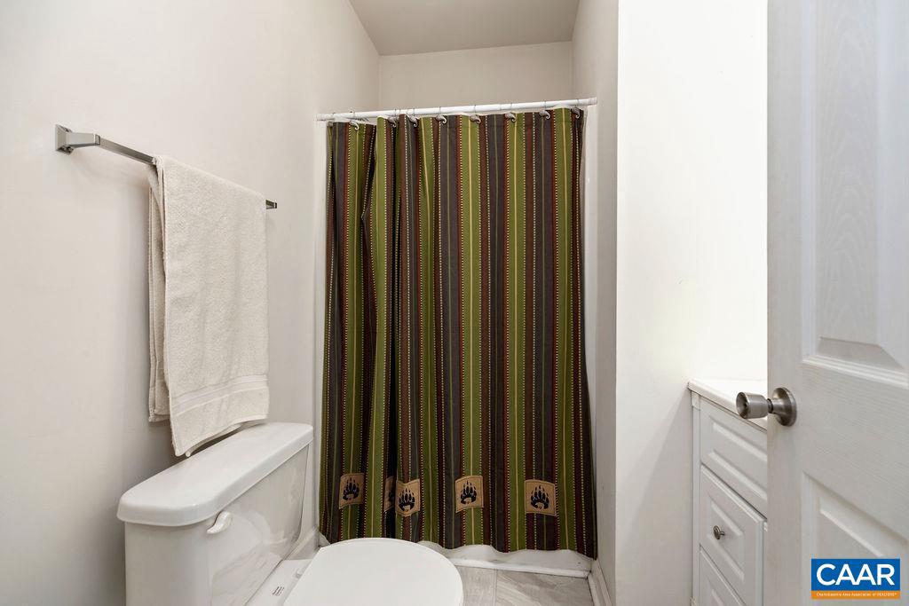12 POWDERHORN LN, WINTERGREEN RESORT, Virginia 22967, 4 Bedrooms Bedrooms, ,3 BathroomsBathrooms,Residential,For sale,12 POWDERHORN LN,670067 MLS # 670067