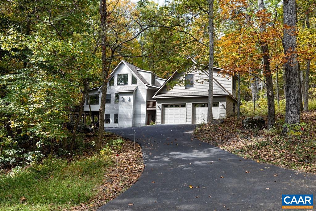 12 POWDERHORN LN, WINTERGREEN RESORT, Virginia 22967, 4 Bedrooms Bedrooms, ,3 BathroomsBathrooms,Residential,For sale,12 POWDERHORN LN,670067 MLS # 670067