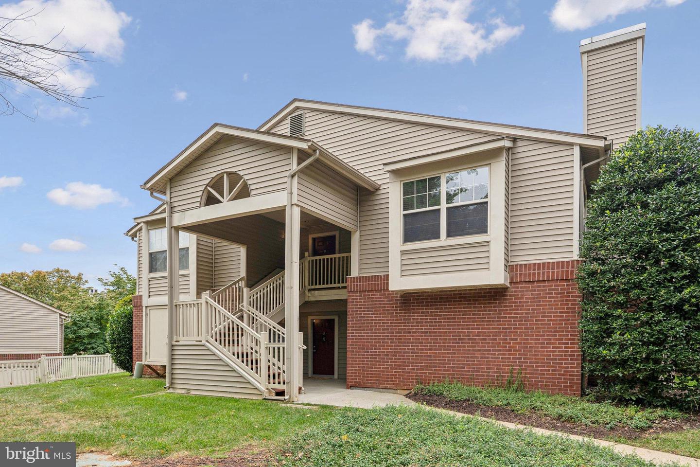 1723 ASCOT WAY #A, RESTON, Virginia 20190, 2 Bedrooms Bedrooms, 6 Rooms Rooms,1 BathroomBathrooms,Residential,For sale,1723 ASCOT WAY #A,VAFX2274680 MLS # VAFX2274680