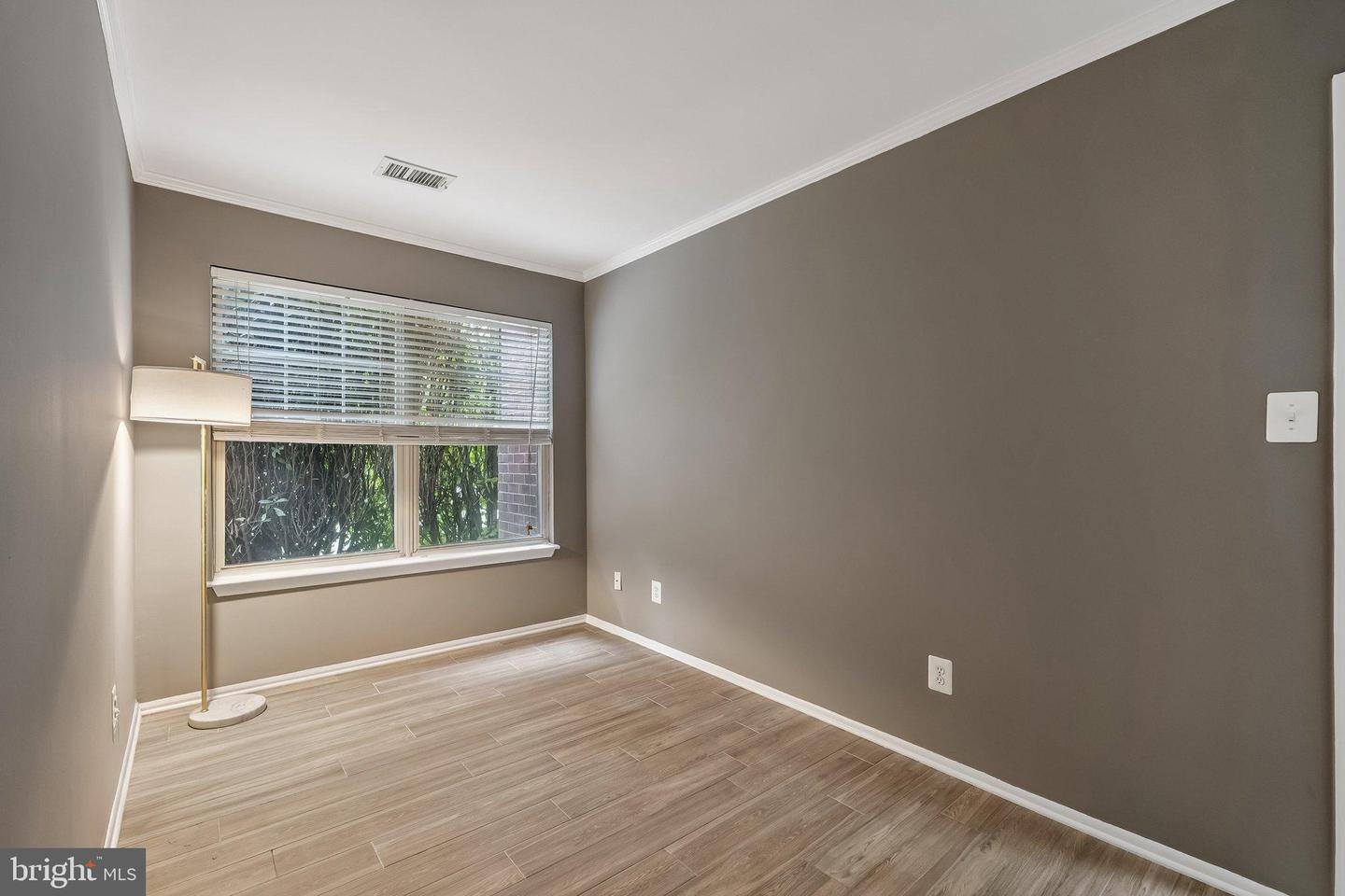 1723 ASCOT WAY #A, RESTON, Virginia 20190, 2 Bedrooms Bedrooms, 6 Rooms Rooms,1 BathroomBathrooms,Residential,For sale,1723 ASCOT WAY #A,VAFX2274680 MLS # VAFX2274680