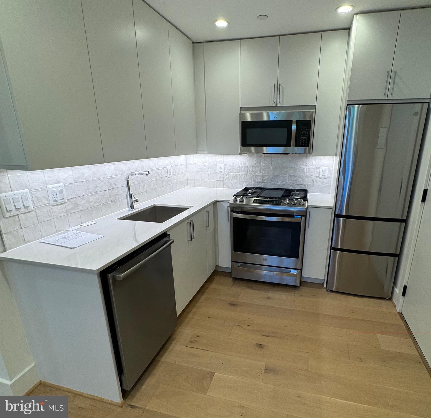 2905 GEORGIA AVE NW #2 (IZ UNIT), WASHINGTON, District Of Columbia 20001, 1 Bedroom Bedrooms, ,1 BathroomBathrooms,Residential,For sale,2905 GEORGIA AVE NW #2 (IZ UNIT),DCDC2152574 MLS # DCDC2152574