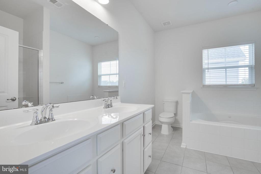 6501 CRITTENDEN LN, SPOTSYLVANIA, Virginia 22553, 3 Bedrooms Bedrooms, ,3 BathroomsBathrooms,Residential,6501 CRITTENDEN LN,VASP2035346 MLS # VASP2035346