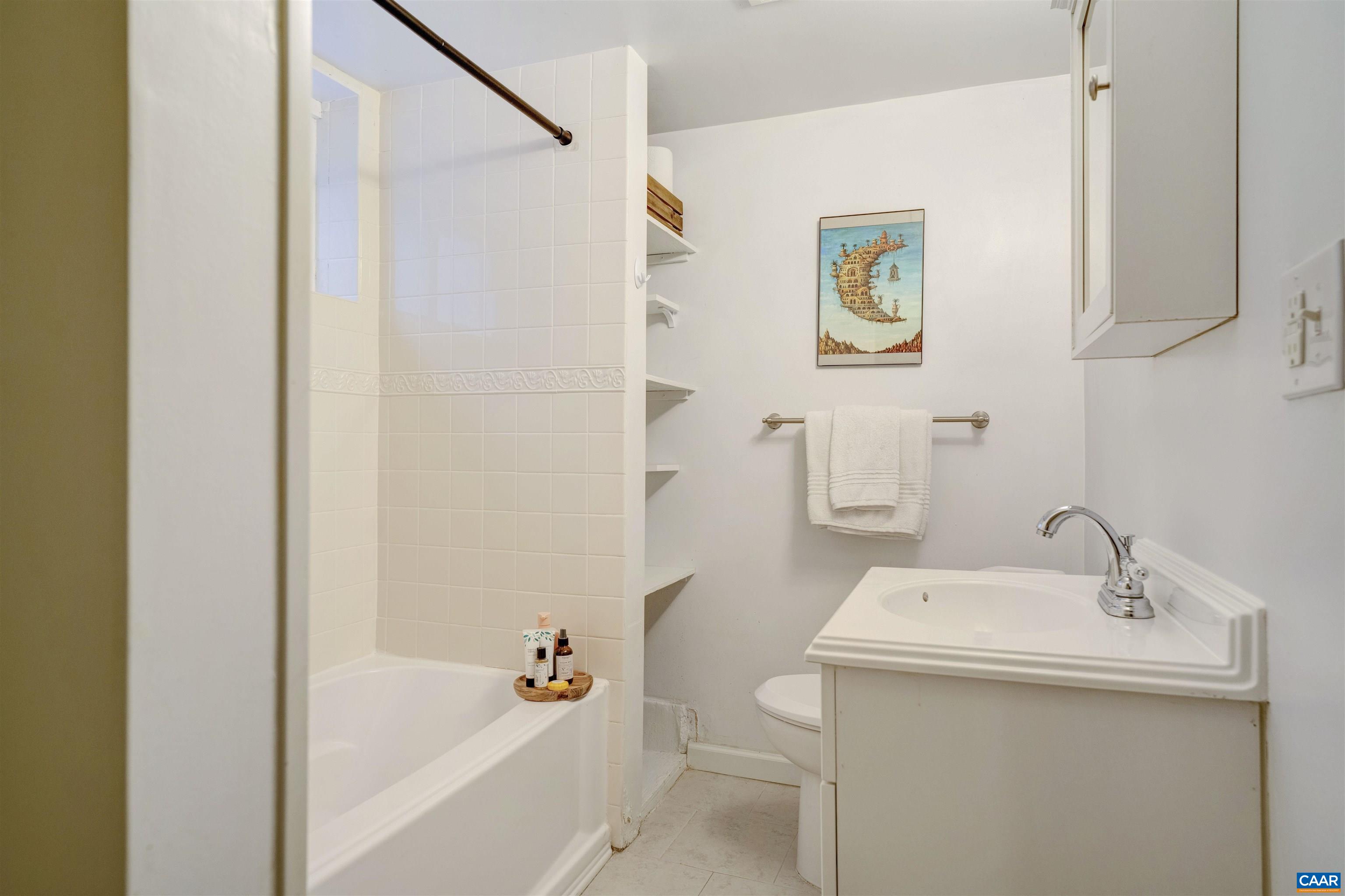 883 LOCUST AVE, CHARLOTTESVILLE, Virginia 22902, 3 Bedrooms Bedrooms, ,2 BathroomsBathrooms,Residential,883 LOCUST AVE,668485 MLS # 668485