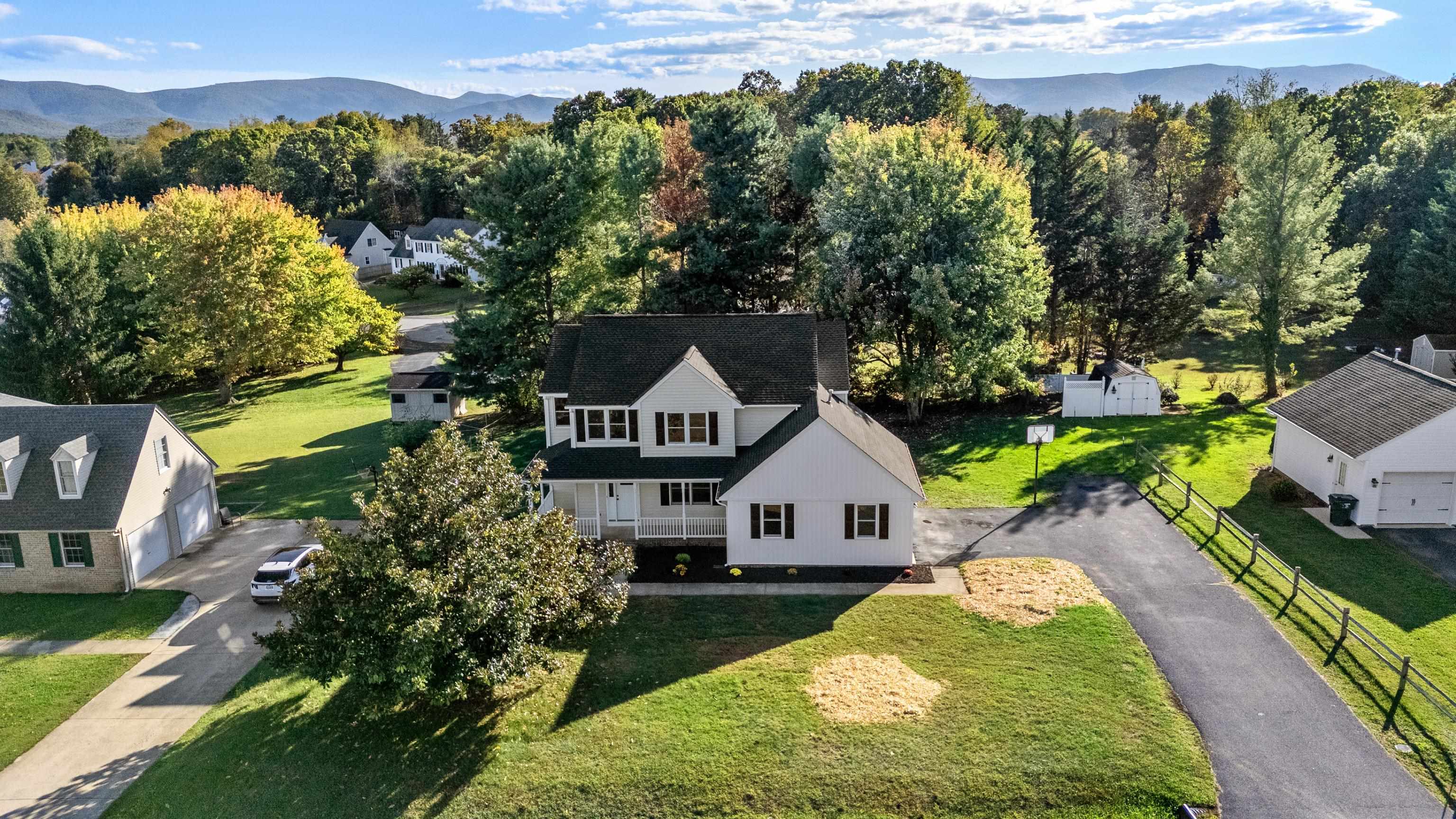 76 PHEASANT RUN, WAYNESBORO, Virginia 22980, 4 Bedrooms Bedrooms, ,2 BathroomsBathrooms,Residential,76 PHEASANT RUN,670078 MLS # 670078
