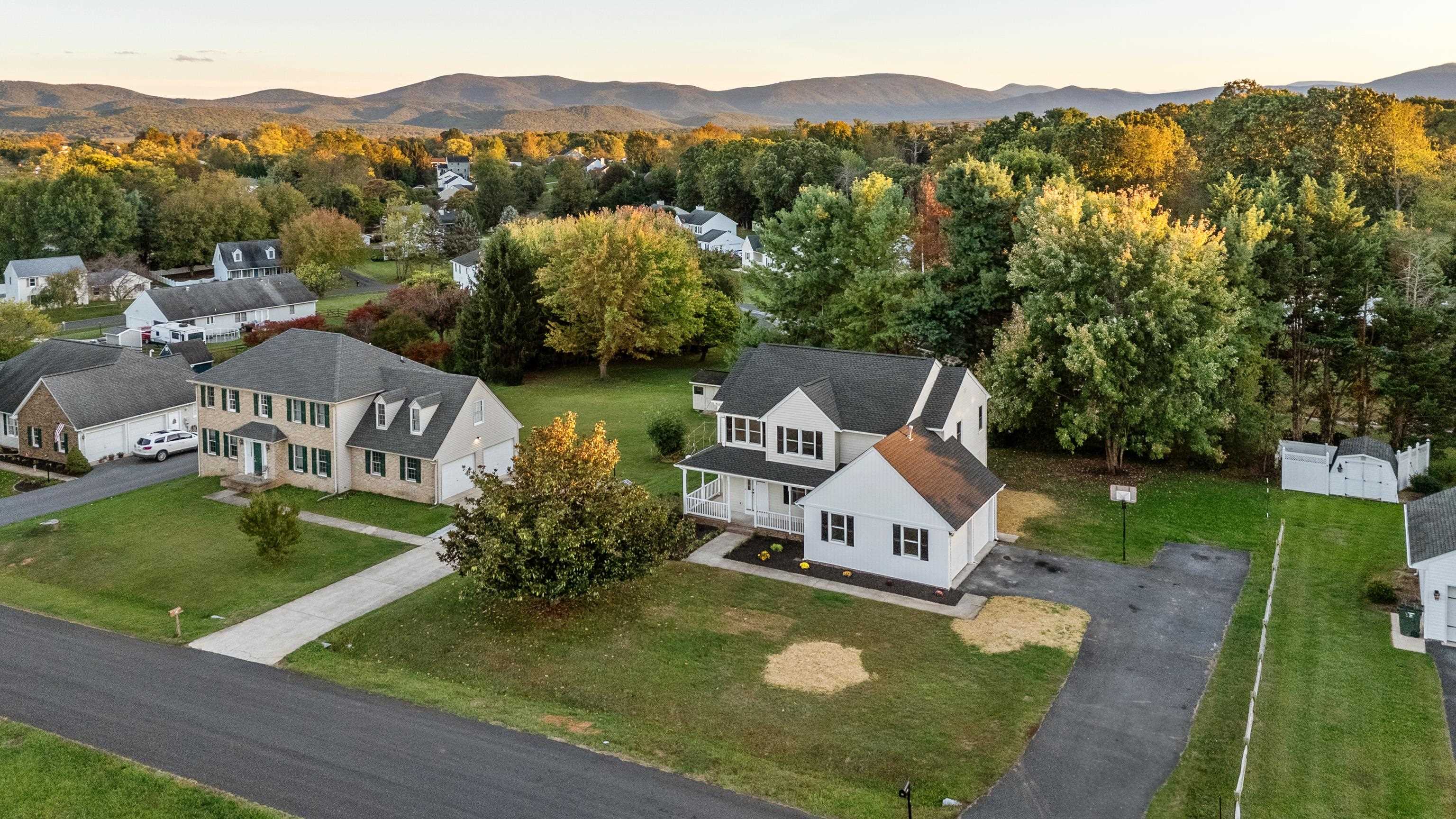 76 PHEASANT RUN, WAYNESBORO, Virginia 22980, 4 Bedrooms Bedrooms, ,2 BathroomsBathrooms,Residential,76 PHEASANT RUN,670078 MLS # 670078