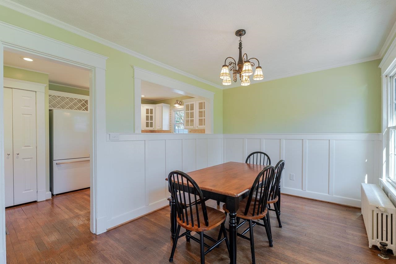 215 CROMPTON RD, WAYNESBORO, Virginia 22980, 3 Bedrooms Bedrooms, ,2 BathroomsBathrooms,Residential,215 CROMPTON RD,670081 MLS # 670081
