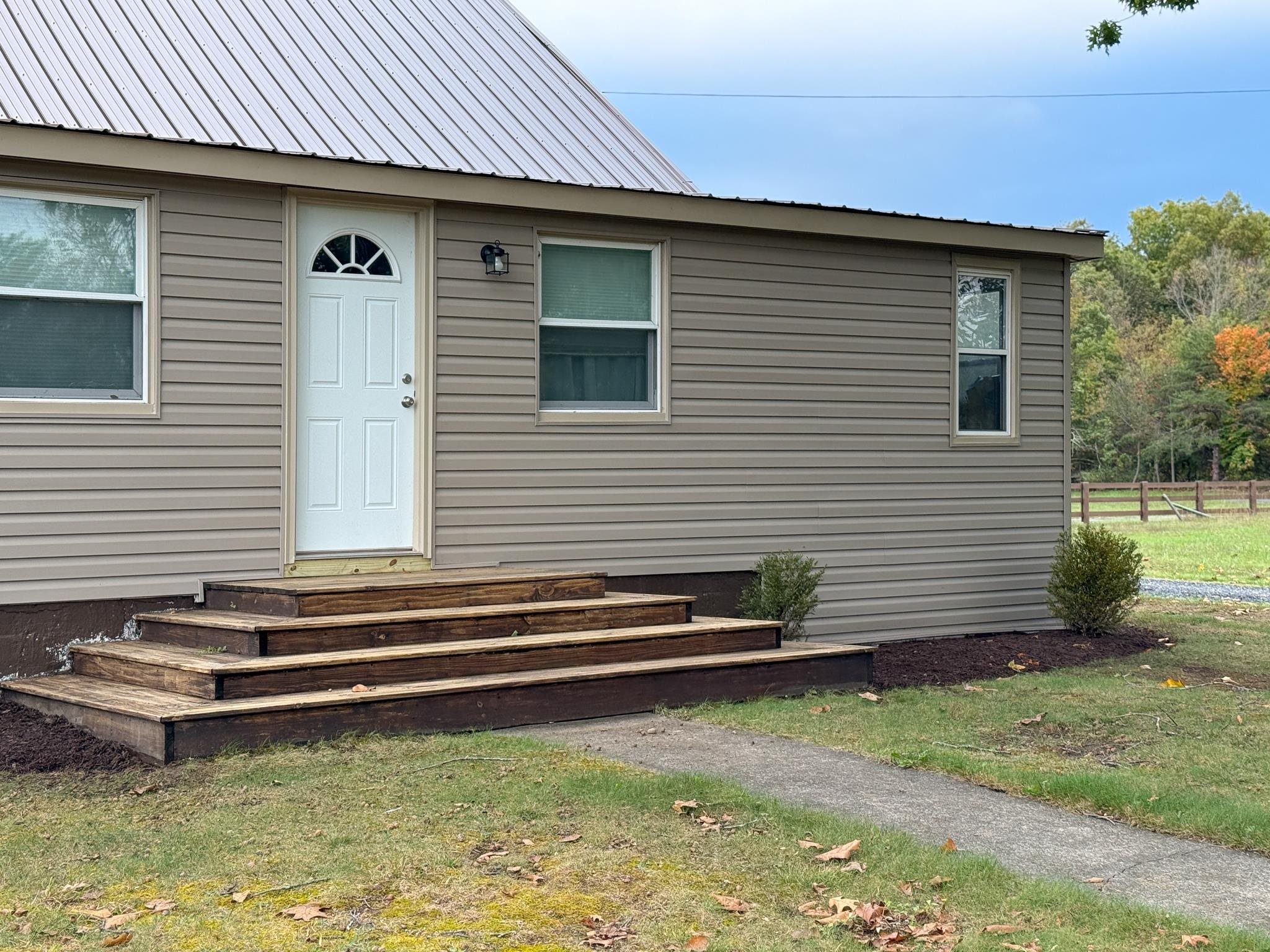 113 RANKIN LN, STUARTS DRAFT, Virginia 24477, 2 Bedrooms Bedrooms, ,1 BathroomBathrooms,Residential,113 RANKIN LN,670089 MLS # 670089