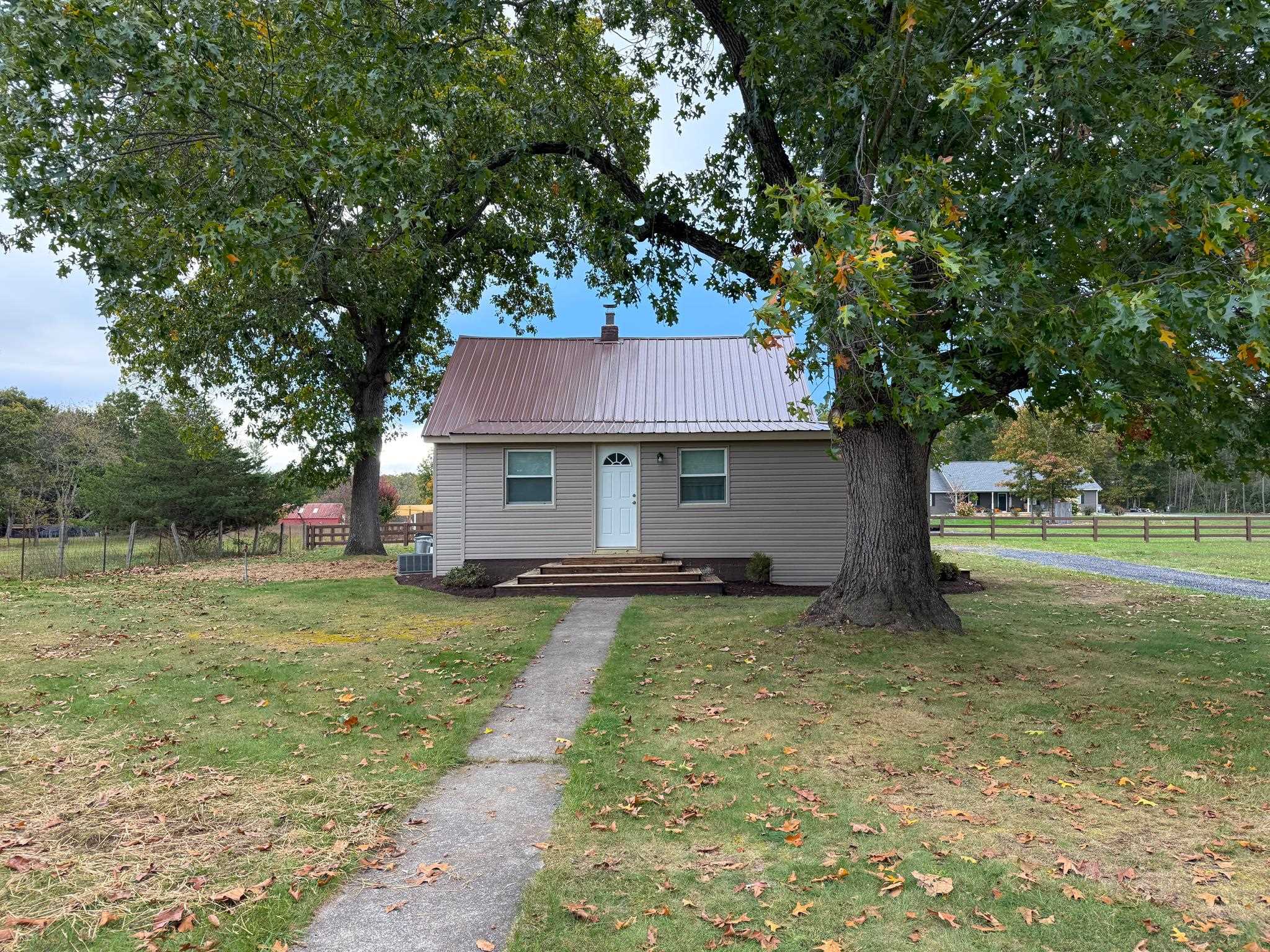 113 RANKIN LN, STUARTS DRAFT, Virginia 24477, 2 Bedrooms Bedrooms, ,1 BathroomBathrooms,Residential,113 RANKIN LN,670089 MLS # 670089