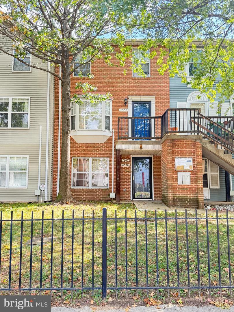 4631 MINNESOTA AVE NE, WASHINGTON, District Of Columbia 20019, 3 Bedrooms Bedrooms, 5 Rooms Rooms,1 BathroomBathrooms,Residential,For sale,4631 MINNESOTA AVE NE,DCDC2222276 MLS # DCDC2222276