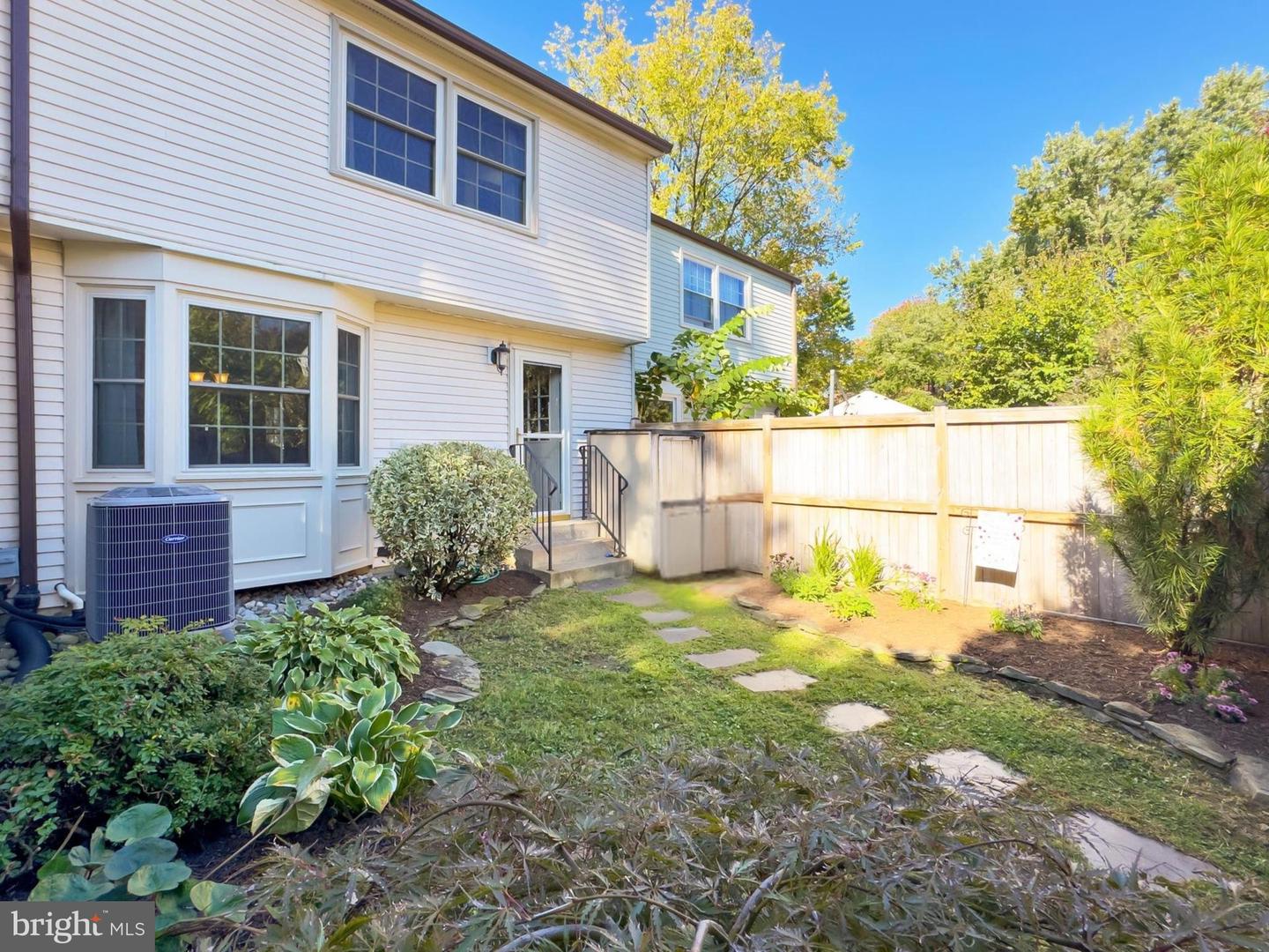 298 GUNDRY DR, FALLS CHURCH, Virginia 22046, 2 Bedrooms Bedrooms, ,2 BathroomsBathrooms,Residential,For sale,298 GUNDRY DR,VAFA2003272 MLS # VAFA2003272
