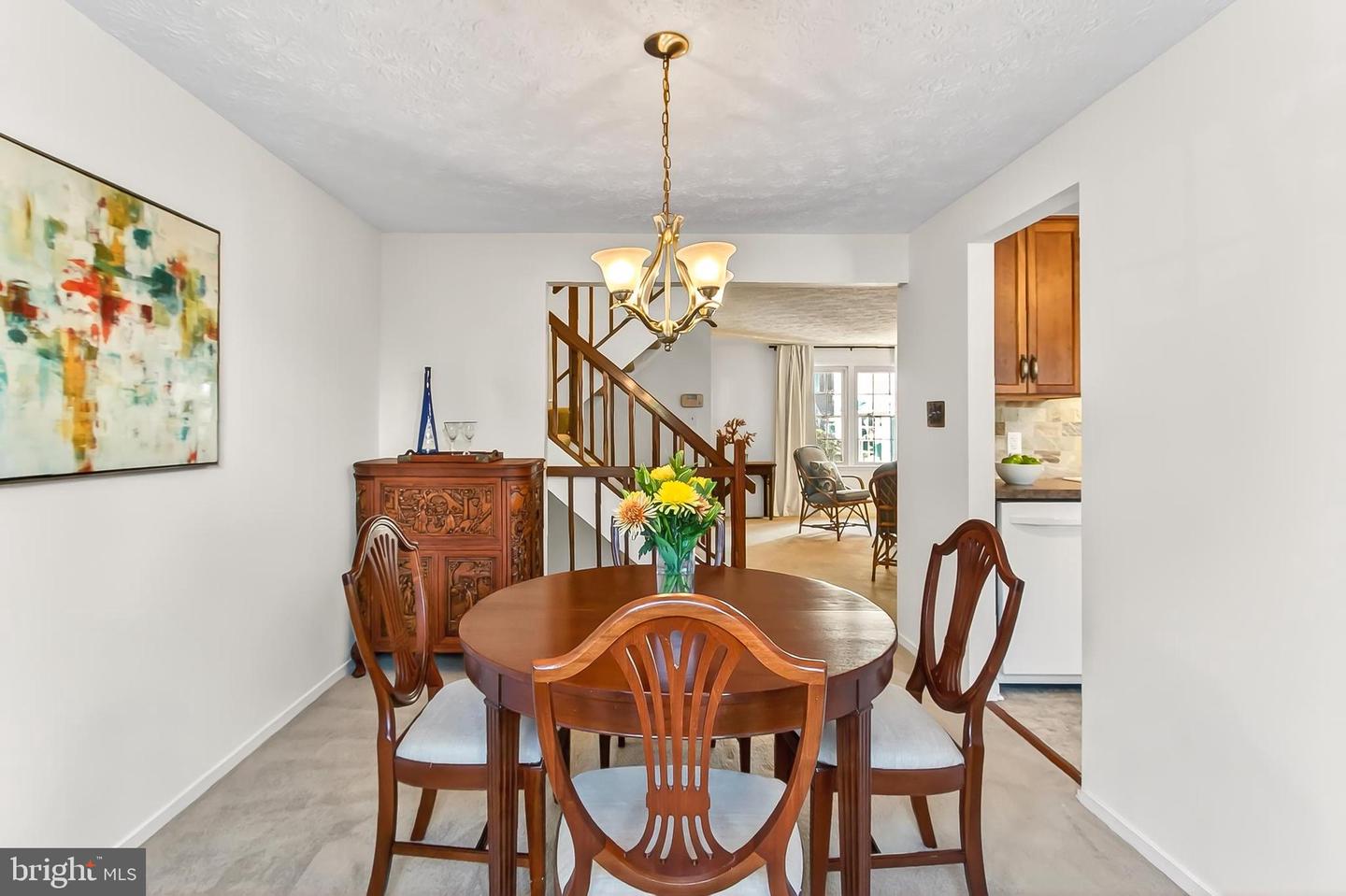 298 GUNDRY DR, FALLS CHURCH, Virginia 22046, 2 Bedrooms Bedrooms, ,2 BathroomsBathrooms,Residential,For sale,298 GUNDRY DR,VAFA2003272 MLS # VAFA2003272