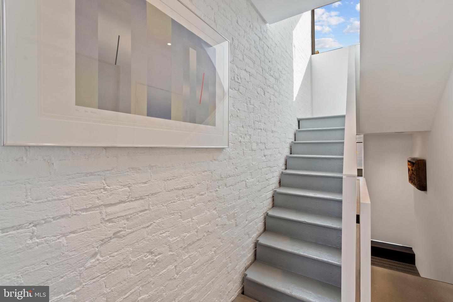 633 E ST SE, WASHINGTON, District Of Columbia 20003, 3 Bedrooms Bedrooms, ,3 BathroomsBathrooms,Residential,For sale,633 E ST SE,DCDC2223004 MLS # DCDC2223004