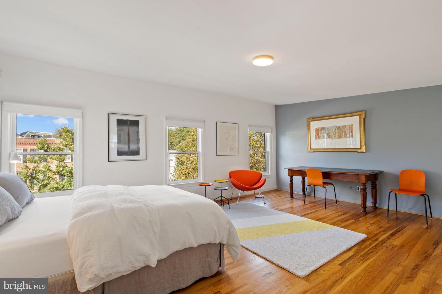 633 E ST SE, WASHINGTON, District Of Columbia 20003, 3 Bedrooms Bedrooms, ,3 BathroomsBathrooms,Residential,For sale,633 E ST SE,DCDC2223004 MLS # DCDC2223004