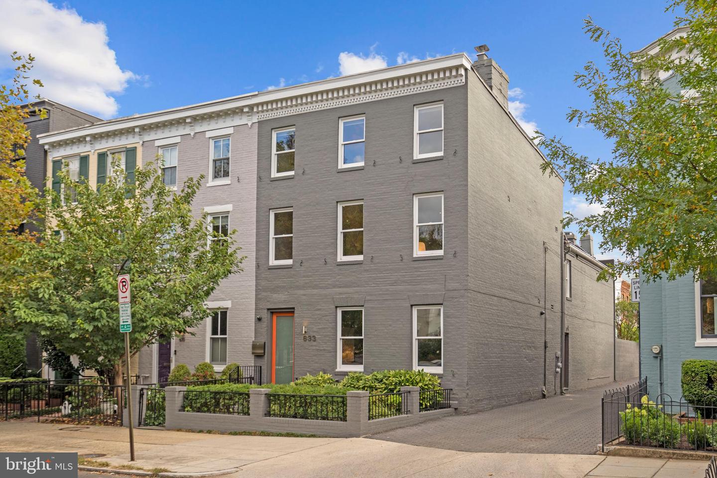 633 E ST SE, WASHINGTON, District Of Columbia 20003, 3 Bedrooms Bedrooms, ,3 BathroomsBathrooms,Residential,For sale,633 E ST SE,DCDC2223004 MLS # DCDC2223004