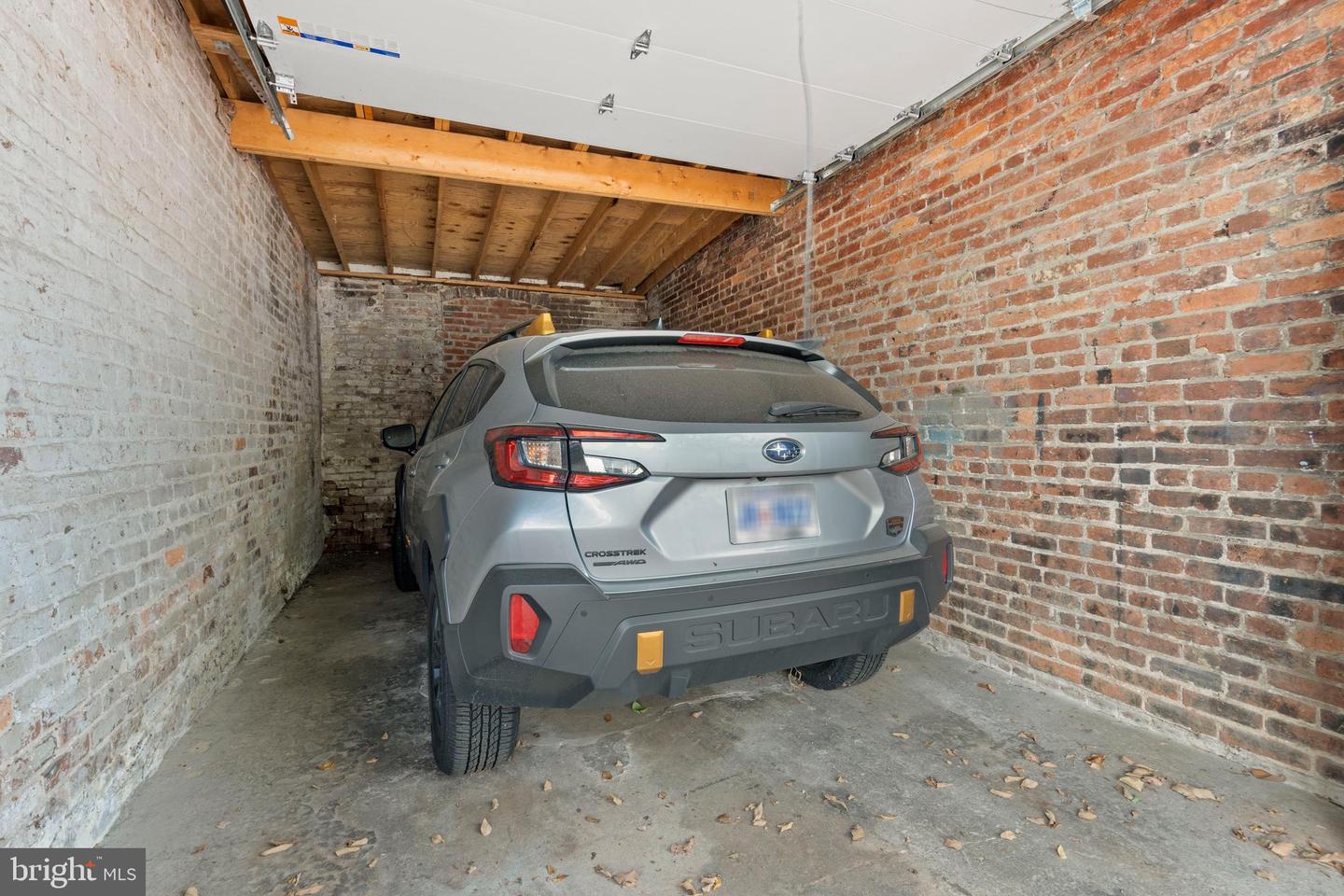 633 E ST SE, WASHINGTON, District Of Columbia 20003, 3 Bedrooms Bedrooms, ,3 BathroomsBathrooms,Residential,For sale,633 E ST SE,DCDC2223004 MLS # DCDC2223004