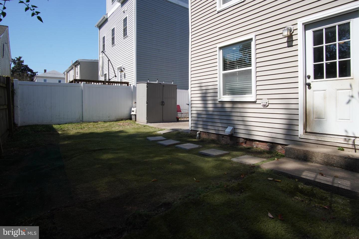 306 PITT ST, FREDERICKSBURG, Virginia 22401, 2 Bedrooms Bedrooms, 4 Rooms Rooms,1 BathroomBathrooms,Residential,For sale,306 PITT ST,VAFB2009006 MLS # VAFB2009006