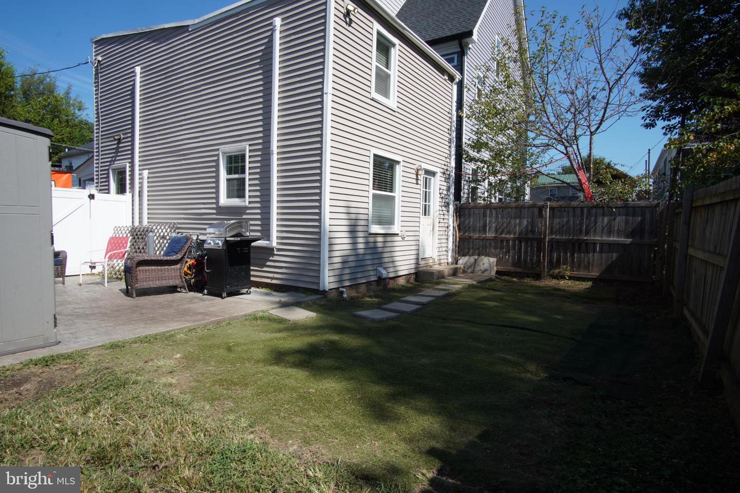 306 PITT ST, FREDERICKSBURG, Virginia 22401, 2 Bedrooms Bedrooms, 4 Rooms Rooms,1 BathroomBathrooms,Residential,For sale,306 PITT ST,VAFB2009006 MLS # VAFB2009006