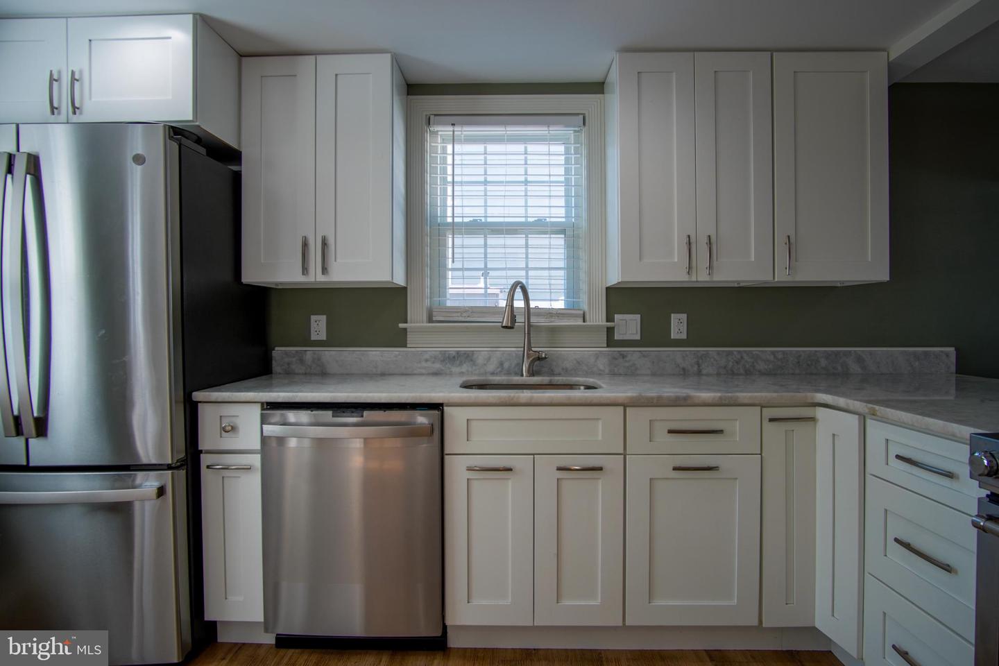 306 PITT ST, FREDERICKSBURG, Virginia 22401, 2 Bedrooms Bedrooms, 4 Rooms Rooms,1 BathroomBathrooms,Residential,For sale,306 PITT ST,VAFB2009006 MLS # VAFB2009006