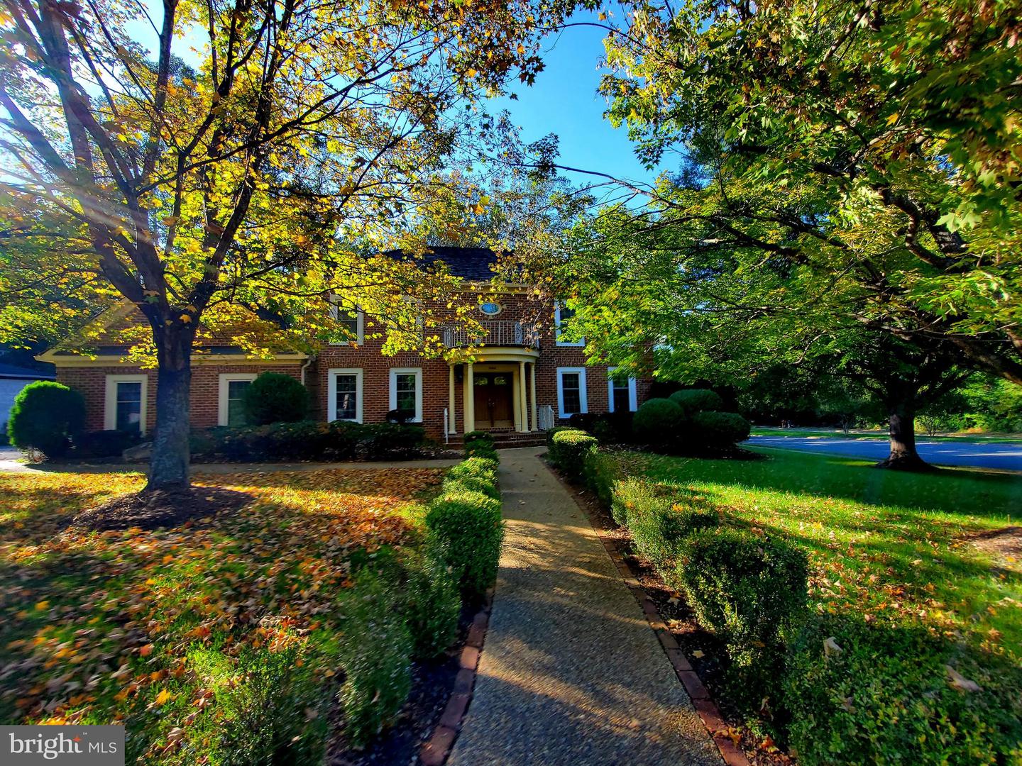 15900 MONCURE DR, DUMFRIES, Virginia 22025, 3 Bedrooms Bedrooms, 8 Rooms Rooms,3 BathroomsBathrooms,Residential,For sale,15900 MONCURE DR,VAPW2104652 MLS # VAPW2104652