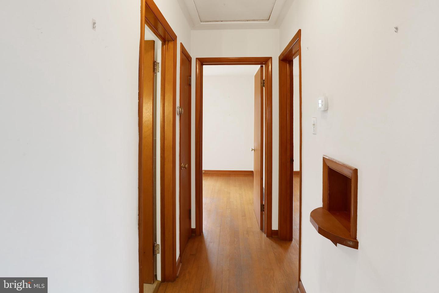 335 ROYAL AVE, STRASBURG, Virginia 22657, 2 Bedrooms Bedrooms, ,1 BathroomBathrooms,Residential,For sale,335 ROYAL AVE,VASH2012618 MLS # VASH2012618