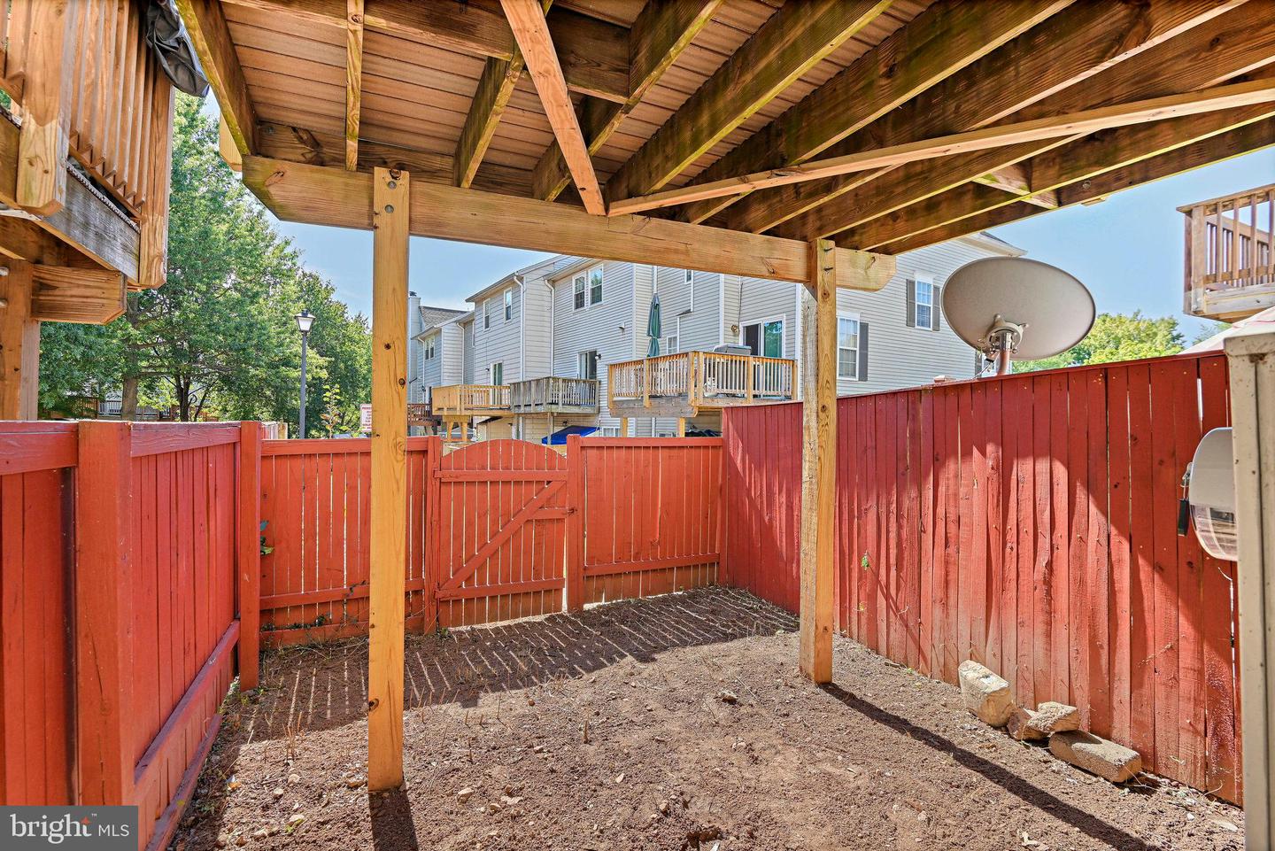 4119 DAWN VALLEY CT, CHANTILLY, Virginia 20151, 3 Bedrooms Bedrooms, ,2 BathroomsBathrooms,Residential,For sale,4119 DAWN VALLEY CT,VAFX2269572 MLS # VAFX2269572