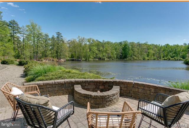 3535 MEADOW RD, SANDSTON, Virginia 23150, 5 Bedrooms Bedrooms, 13 Rooms Rooms,4 BathroomsBathrooms,Residential,For sale,3535 MEADOW RD,VAHN2001086 MLS # VAHN2001086