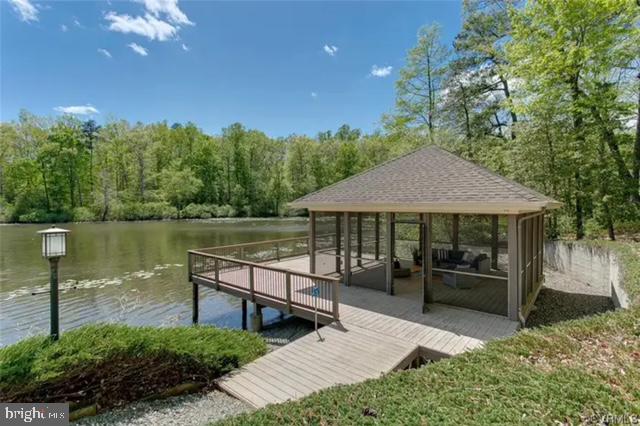 3535 MEADOW RD, SANDSTON, Virginia 23150, 5 Bedrooms Bedrooms, 13 Rooms Rooms,4 BathroomsBathrooms,Residential,For sale,3535 MEADOW RD,VAHN2001086 MLS # VAHN2001086