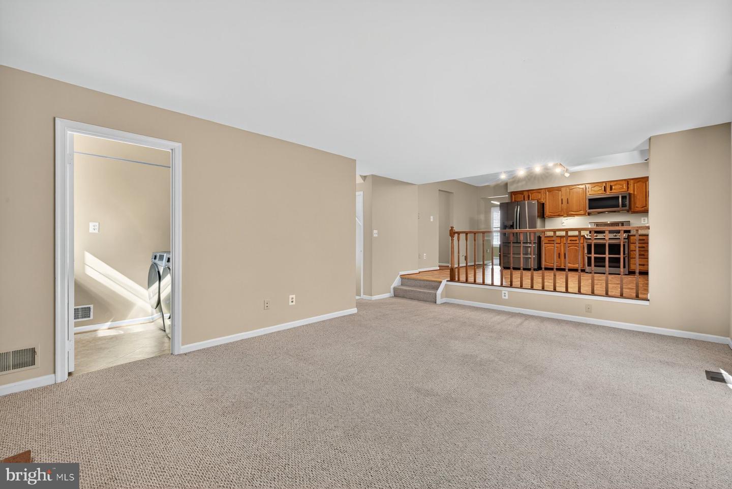 8537 HOOES RD, SPRINGFIELD, Virginia 22153, 5 Bedrooms Bedrooms, ,2 BathroomsBathrooms,Residential,For sale,8537 HOOES RD,VAFX2270458 MLS # VAFX2270458