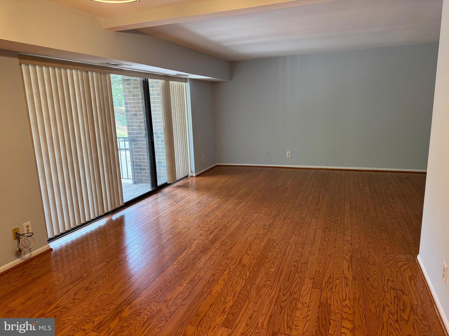 7905 DASSETT CT #304, ANNANDALE, Virginia 22003, 3 Bedrooms Bedrooms, ,2 BathroomsBathrooms,Residential,For sale,7905 DASSETT CT #304,VAFX2269848 MLS # VAFX2269848