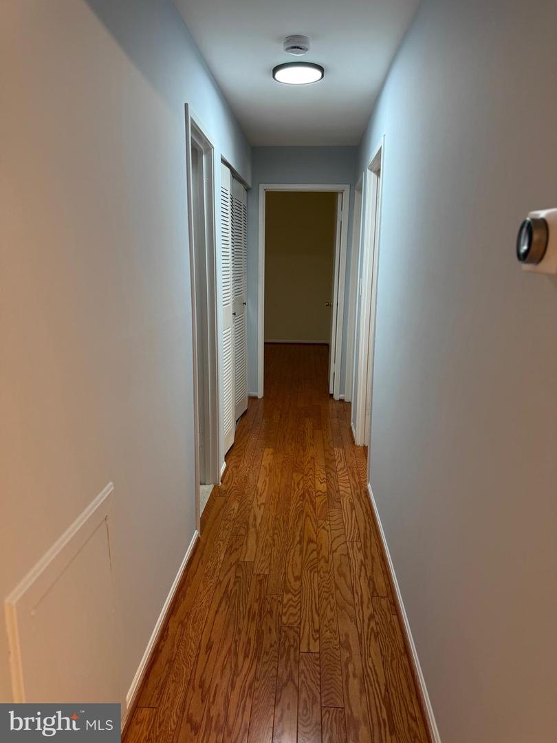 7905 DASSETT CT #304, ANNANDALE, Virginia 22003, 3 Bedrooms Bedrooms, ,2 BathroomsBathrooms,Residential,For sale,7905 DASSETT CT #304,VAFX2269848 MLS # VAFX2269848