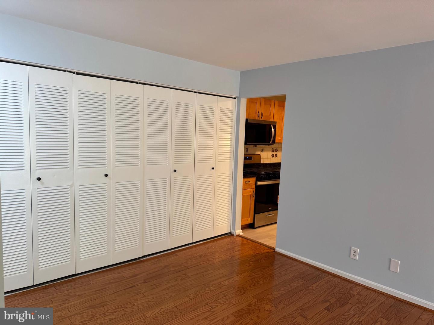 7905 DASSETT CT #304, ANNANDALE, Virginia 22003, 3 Bedrooms Bedrooms, ,2 BathroomsBathrooms,Residential,For sale,7905 DASSETT CT #304,VAFX2269848 MLS # VAFX2269848