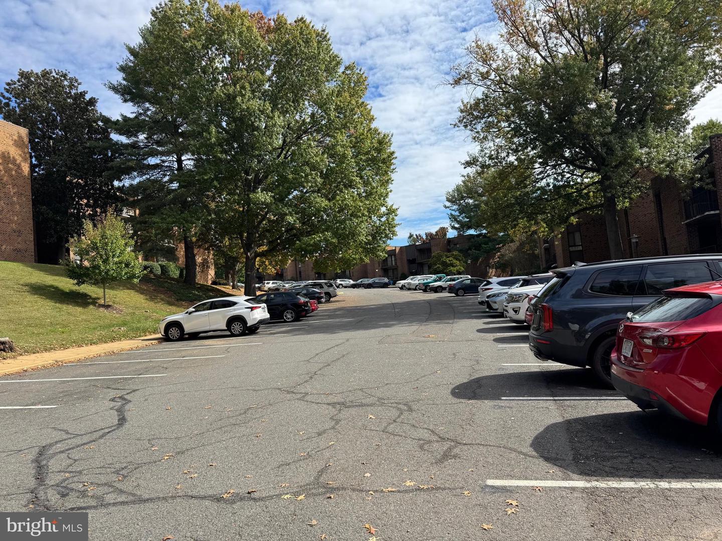 7905 DASSETT CT #304, ANNANDALE, Virginia 22003, 3 Bedrooms Bedrooms, ,2 BathroomsBathrooms,Residential,For sale,7905 DASSETT CT #304,VAFX2269848 MLS # VAFX2269848