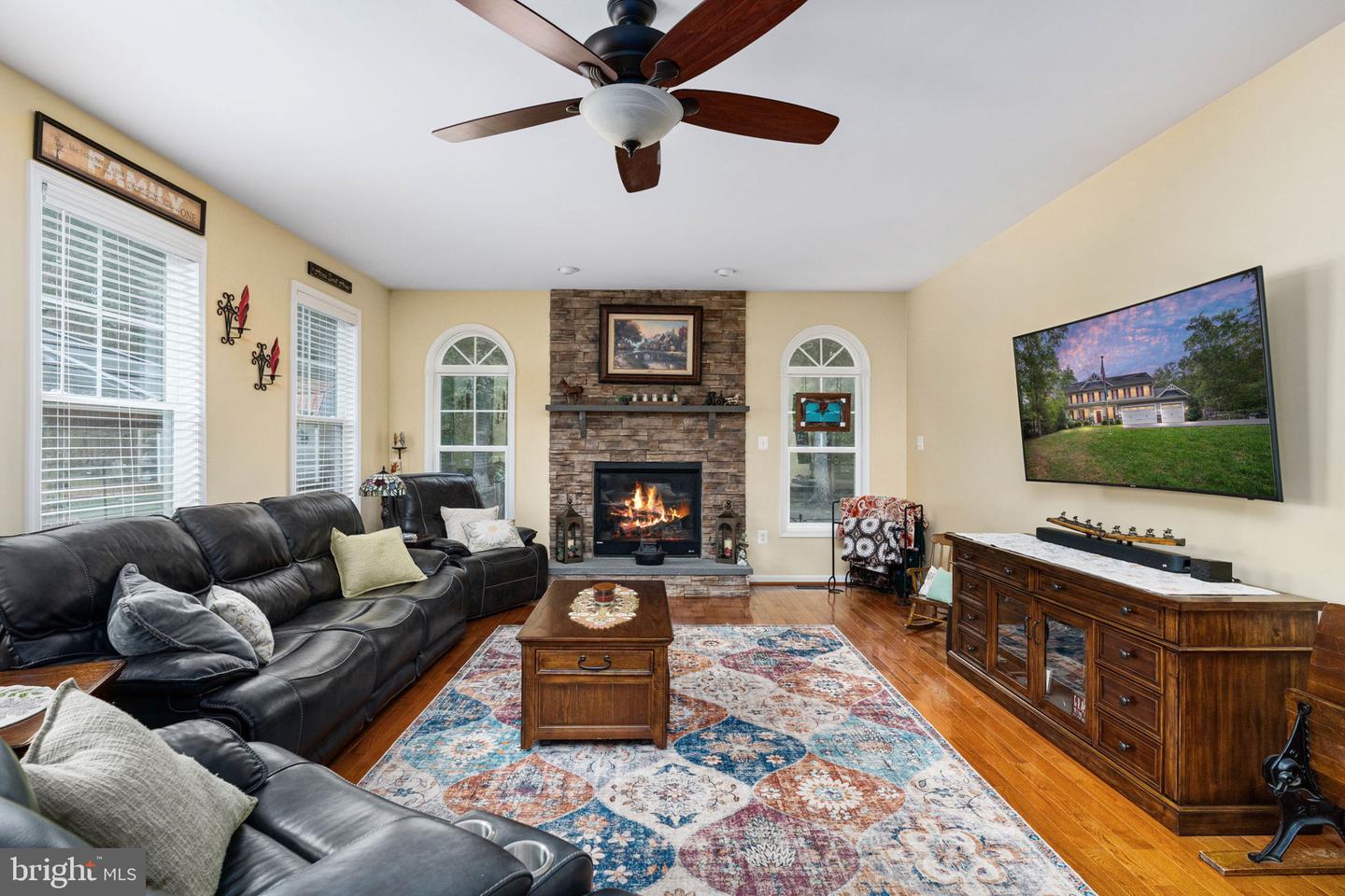 8205 MUSKET RIDGE LN, FREDERICKSBURG, Virginia 22407, 4 Bedrooms Bedrooms, ,3 BathroomsBathrooms,Residential,For sale,8205 MUSKET RIDGE LN,VASP2036652 MLS # VASP2036652