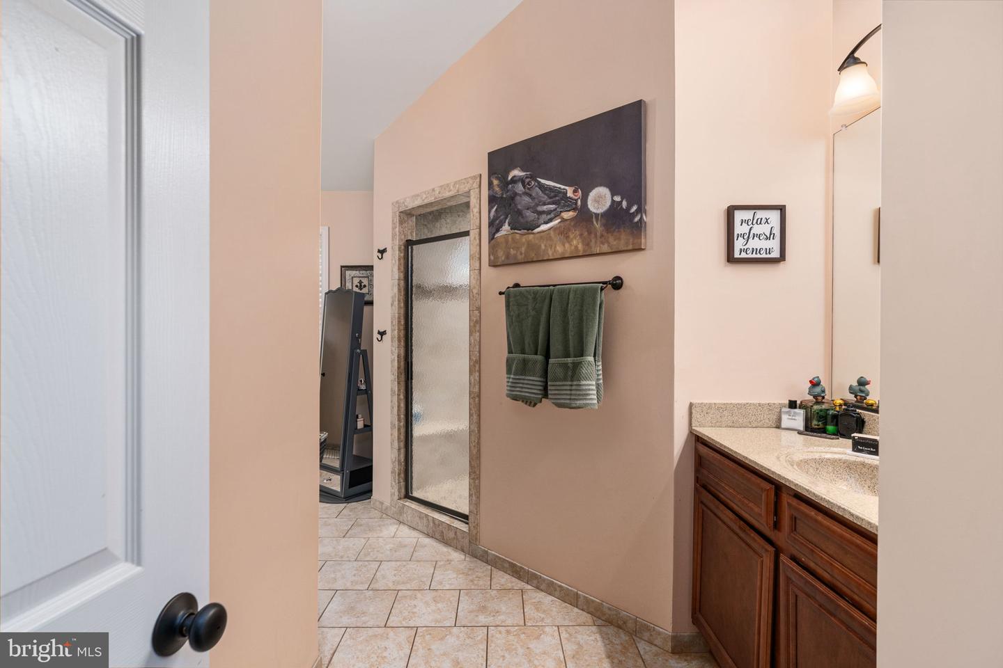 8205 MUSKET RIDGE LN, FREDERICKSBURG, Virginia 22407, 4 Bedrooms Bedrooms, ,3 BathroomsBathrooms,Residential,For sale,8205 MUSKET RIDGE LN,VASP2036652 MLS # VASP2036652