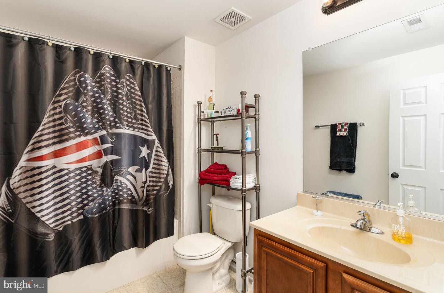 8205 MUSKET RIDGE LN, FREDERICKSBURG, Virginia 22407, 4 Bedrooms Bedrooms, ,3 BathroomsBathrooms,Residential,For sale,8205 MUSKET RIDGE LN,VASP2036652 MLS # VASP2036652
