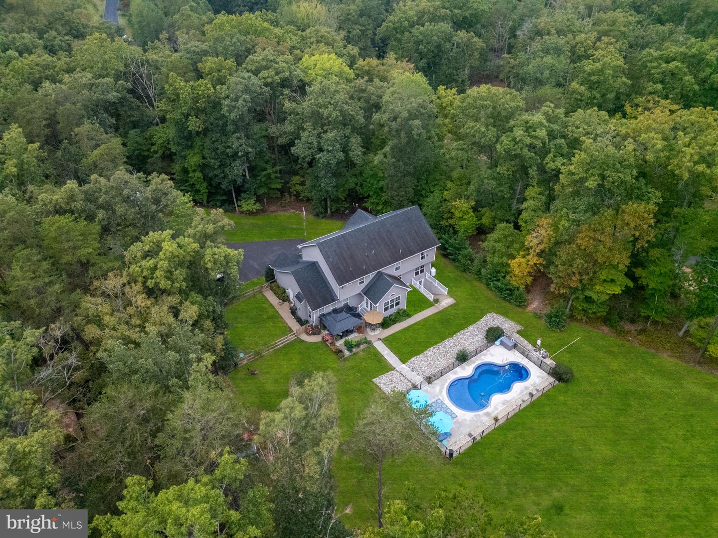 8205 MUSKET RIDGE LN, FREDERICKSBURG, Virginia 22407, 4 Bedrooms Bedrooms, ,3 BathroomsBathrooms,Residential,For sale,8205 MUSKET RIDGE LN,VASP2036652 MLS # VASP2036652